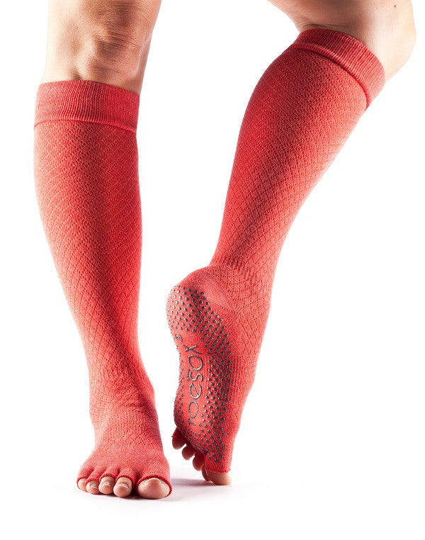 Quality Grip Socks - Toe Socks by ToeSox - T8 Fitness - Asia Yoga, Pilates,  Rehab, Fitness Products