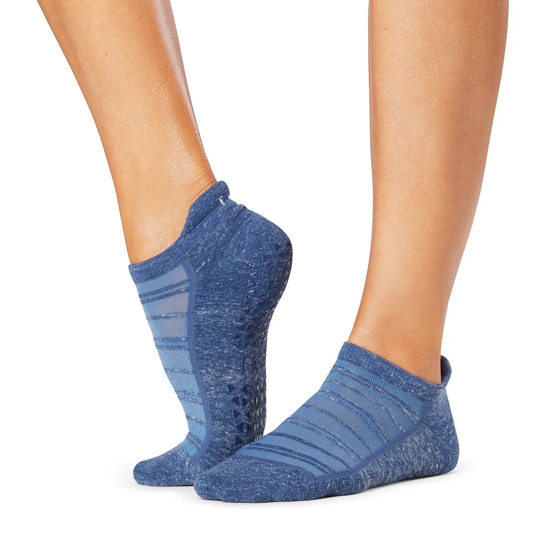 TAVI NOIR Women's Savvy Non-Slip Socks - Grip Barre, Dance, Pilates, Yoga  Socks, Deepwater Tie Dye, Small